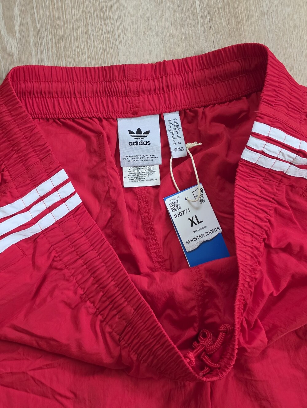 Adidas Sprinter Shorts Red Size XL - Picture 3 of 6